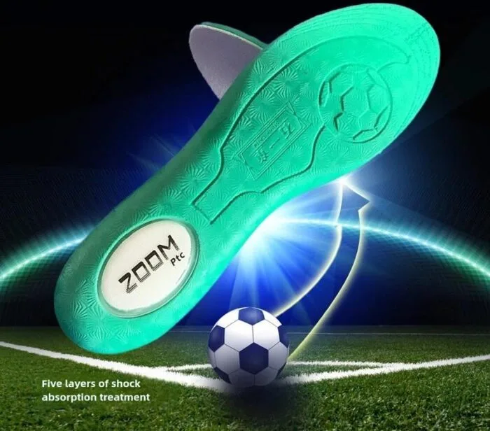 Semelles de football anti-torsion en fibre de carbone respirantes Semelles de chaussures de sport antidérapantes et absorbant les chocs (1 (6)